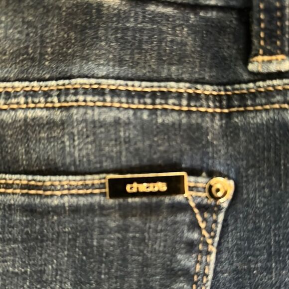 Chico’s So Slimming Classic Girlfriend Distressed  Women's Jeans Size Large-2 - Picture 12 of 12